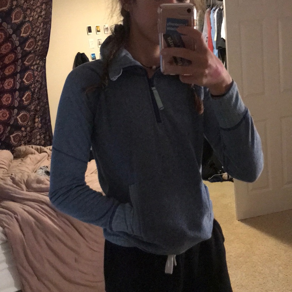Ivivva (lululemon) girls blue quarter zip jacket